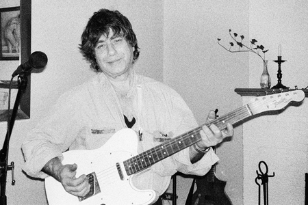 J.D.SAGE (Troubadour) 
Telecaster Guitar Montreal. photo by Louise Yard (Soprano)